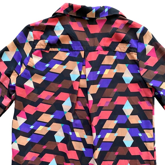 Geometric Patterned Button Up - Picture 6 of 8